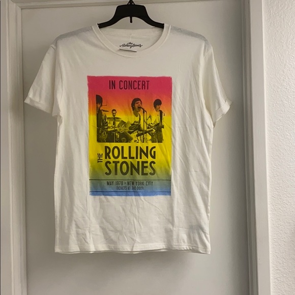 The Rolling Stone Colorful T’Shirt Size Sm… - Picture 3 of 5